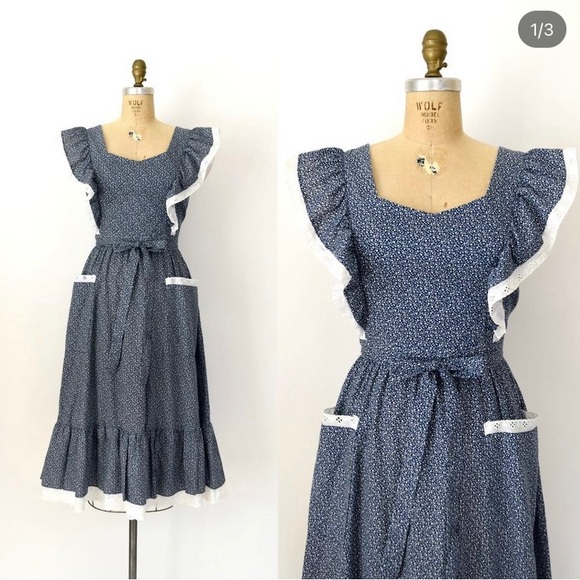 Act 1 New York Dresses & Skirts - Vintage 1970s floral prairie dress pockets blue and white lace gunne sax style